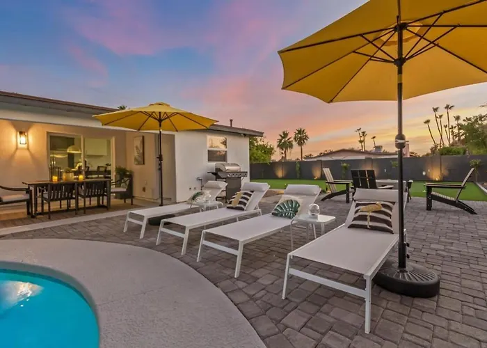 Casa Paradiso With Private Pool Firepit & Putting * Phoenix