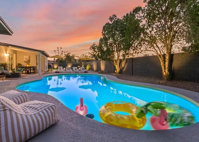 Casa Paradiso With Private Pool Firepit & Putting * Phoenix